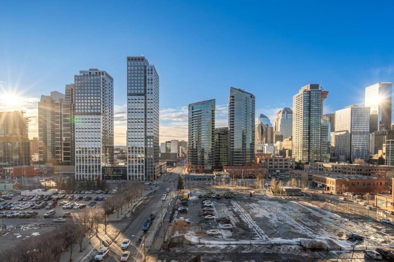 Luxury Apartment On The 9Th Floor Near Stampede, Complimentary Wine, 2 Car Ug Parking YYC Exterior foto
